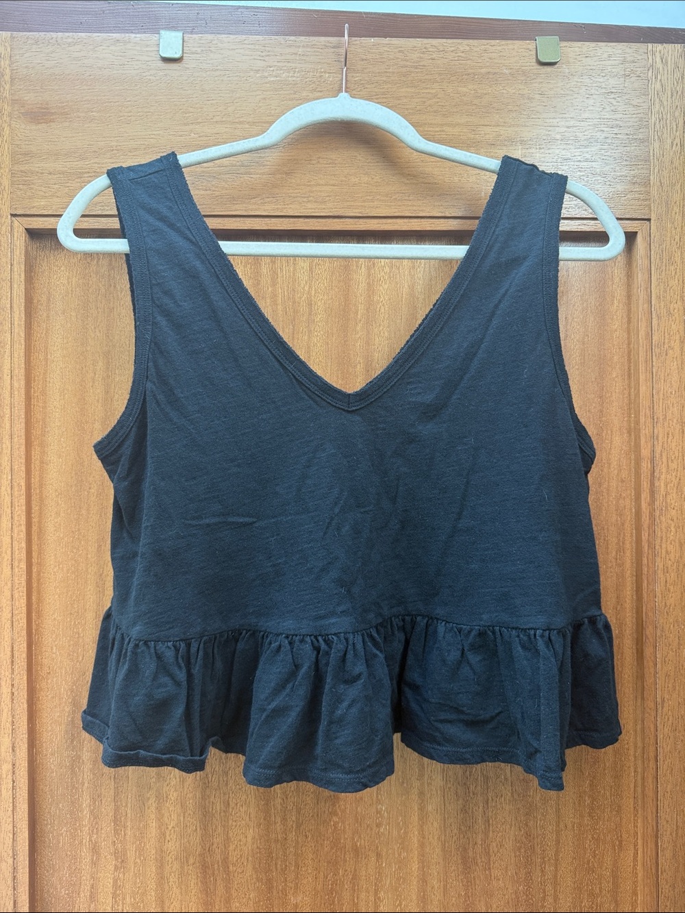 wild fable Black V-Neck peplum Hem Crop Tank